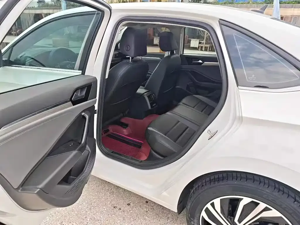 Volkswagen Sagitar 2022 из CN, фото 2