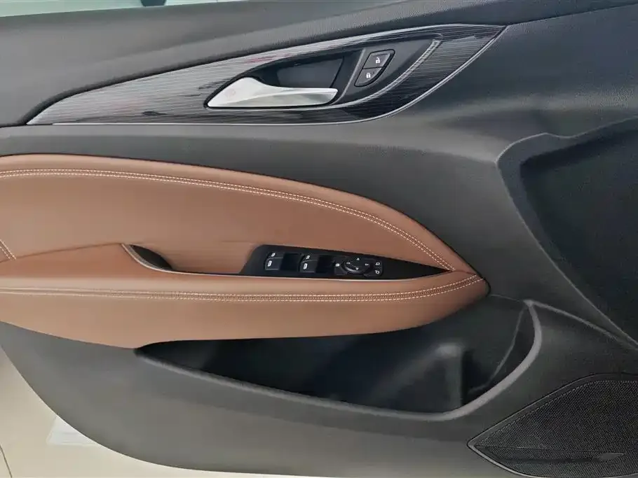 Buick Regal — фото 2