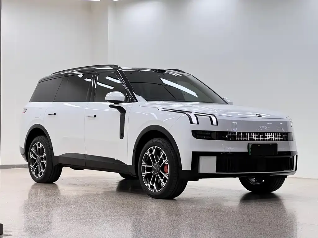 Lynk & Co 900 2025 из CN, фото 10