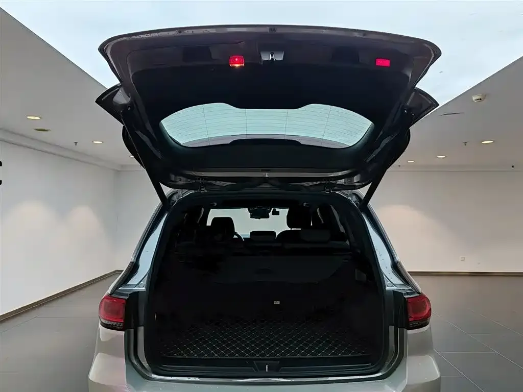 Mercedes-Benz EQB 2023 из CN, фото 7