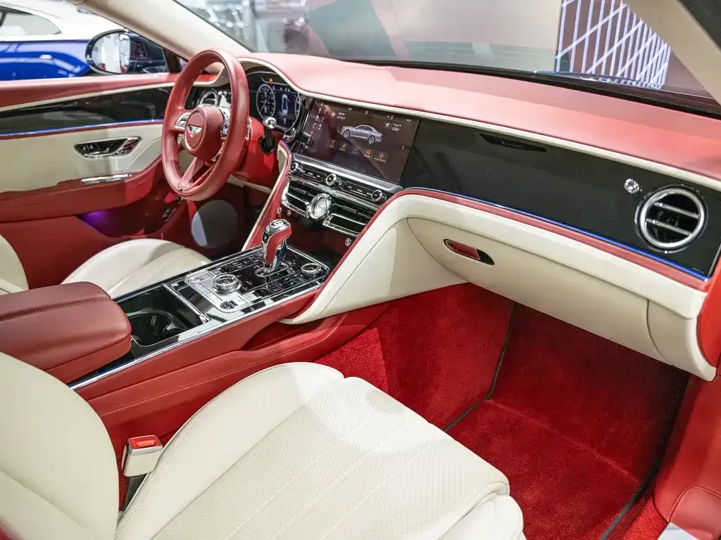 Bentley Flying Spur PHEV 2023 из CN, фото 3