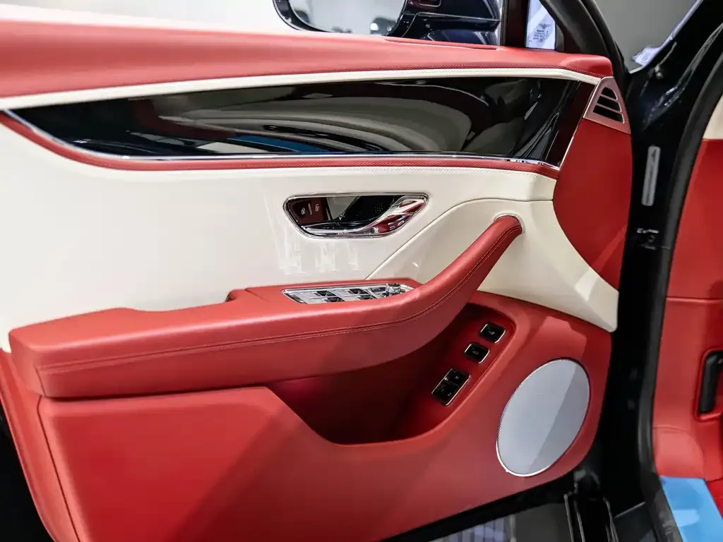 Bentley Flying Spur PHEV 2023 из CN, фото 8