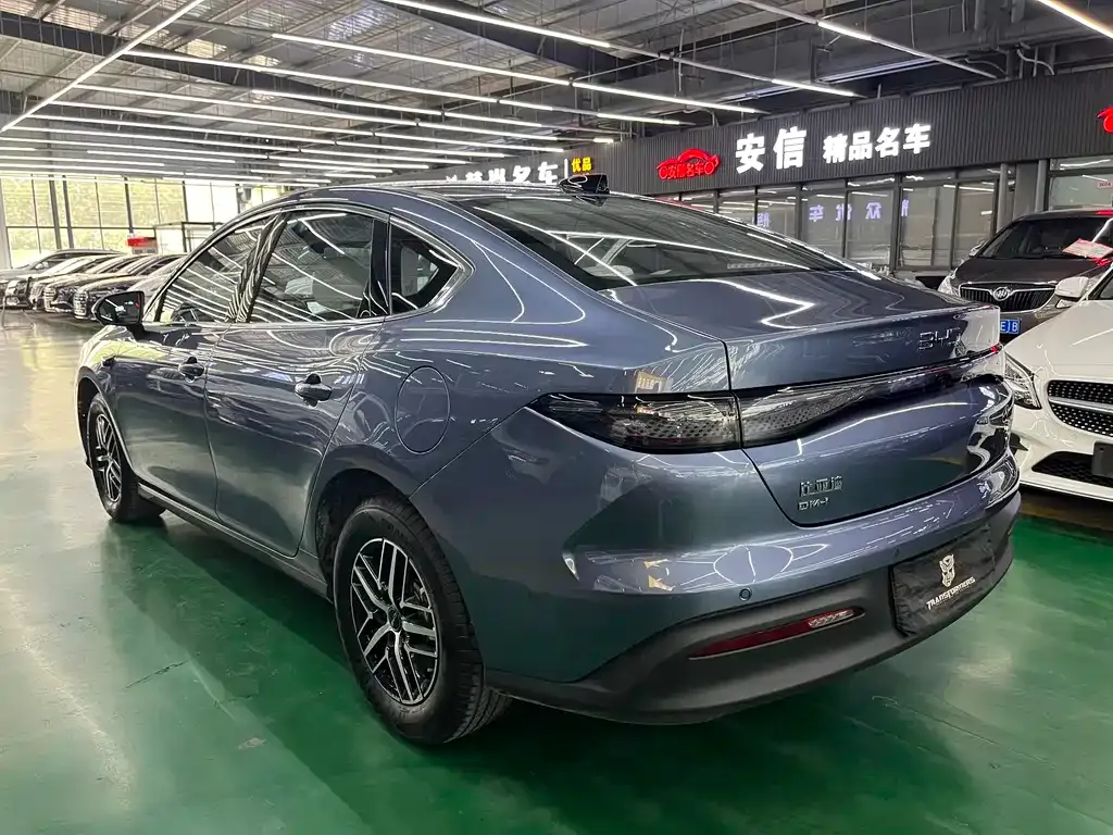 BYD Seal 05 DM-i — фото 3
