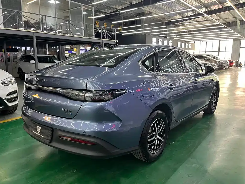 BYD Seal 05 DM-i — фото 4