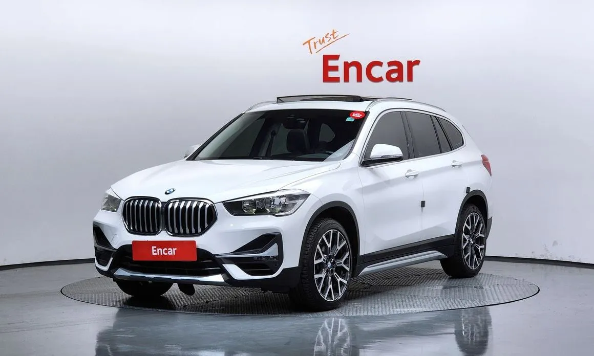 BMW X1 — фото 1