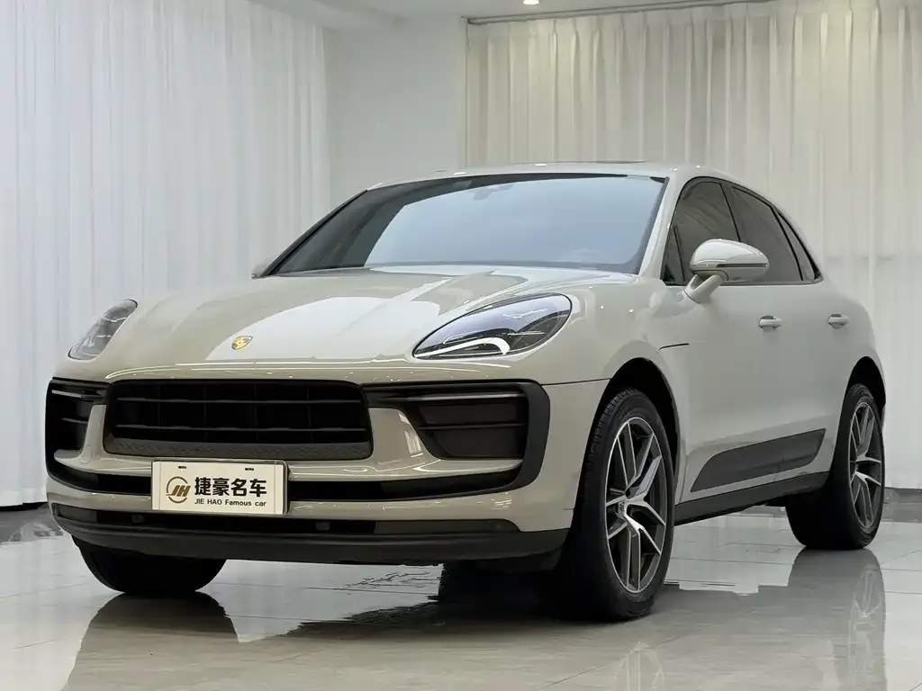 Porsche Macan — фото 1