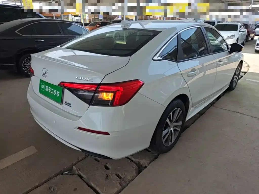 Honda Civic — фото 5