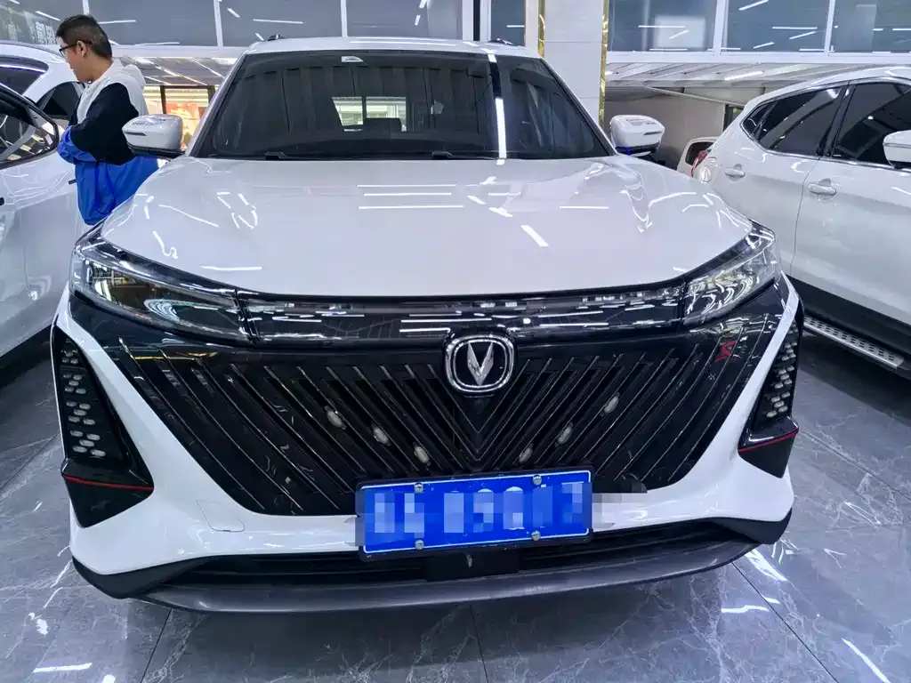 Changan CS75PLUS — фото 9