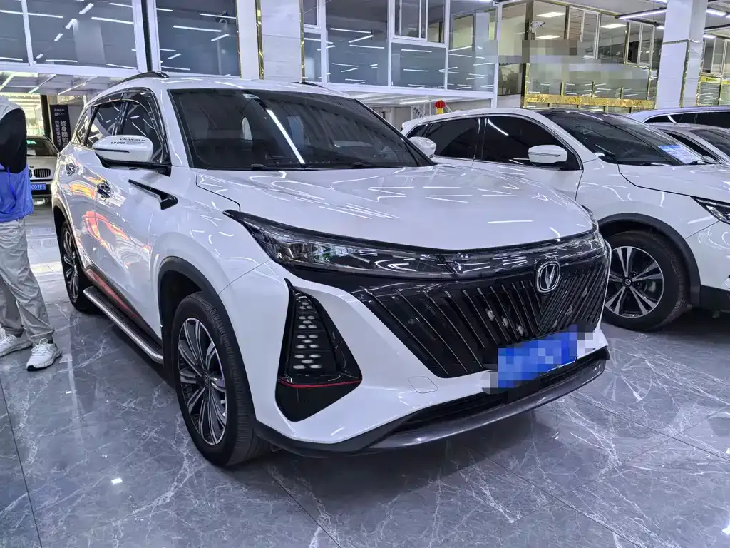 Changan CS75PLUS — фото 10