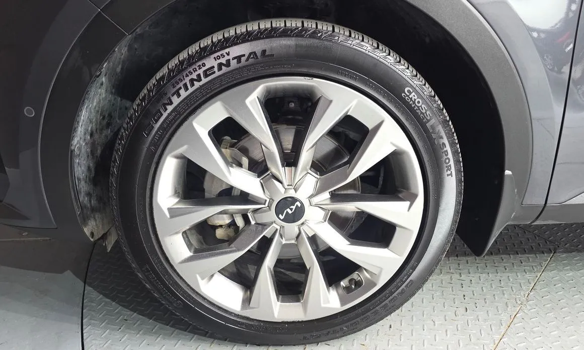 Kia Sorento — фото 9