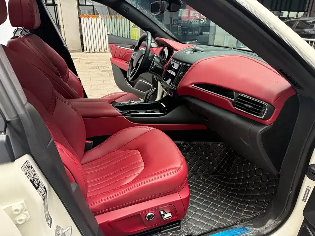 Maserati Levante 2023 из CN, фото 9