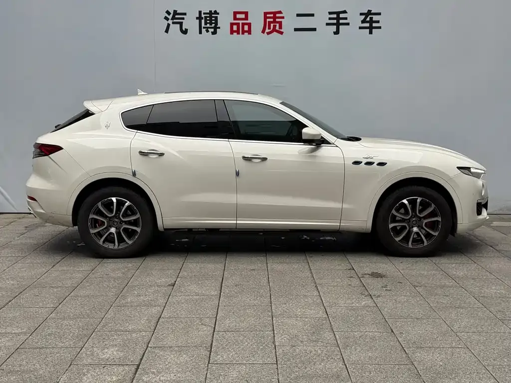 Maserati Levante 2023 из CN, фото 3