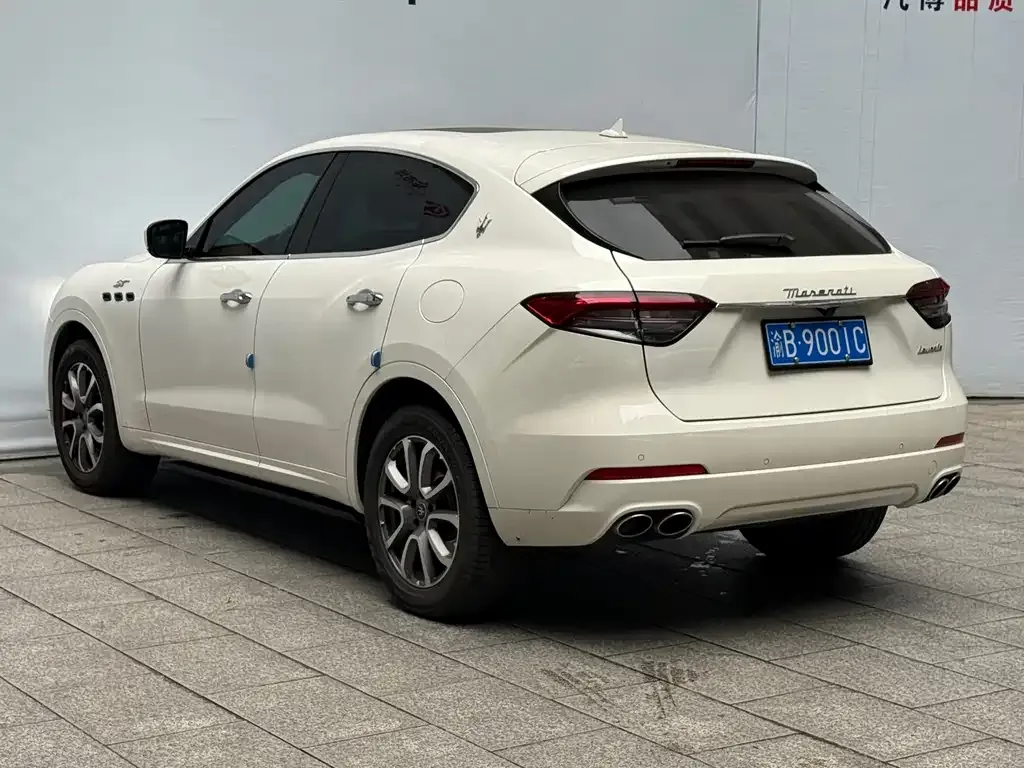 Maserati Levante 2023 из CN, фото 10