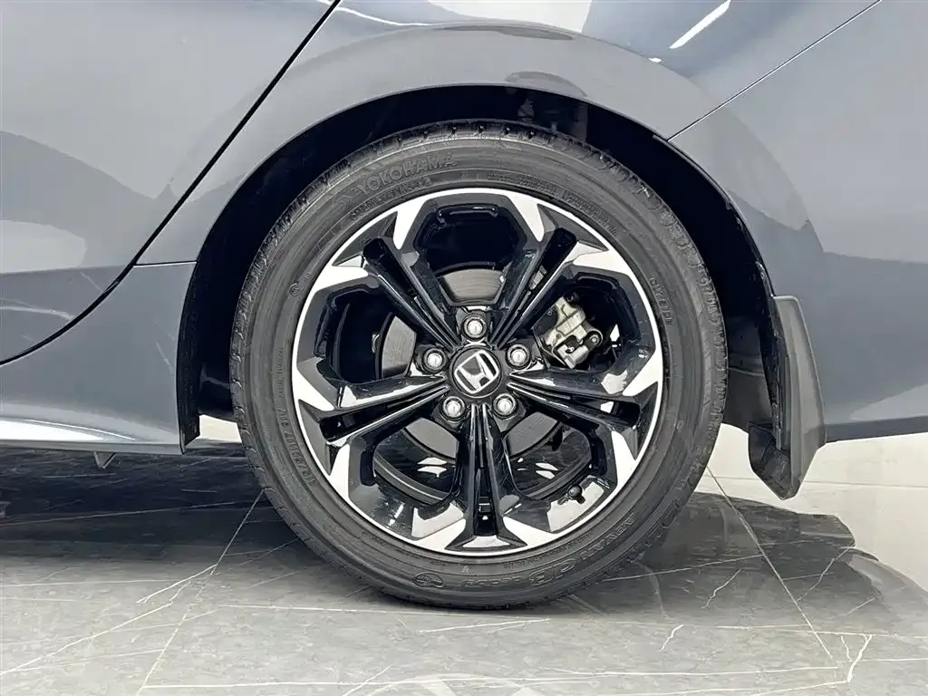 Honda Civic — фото 6