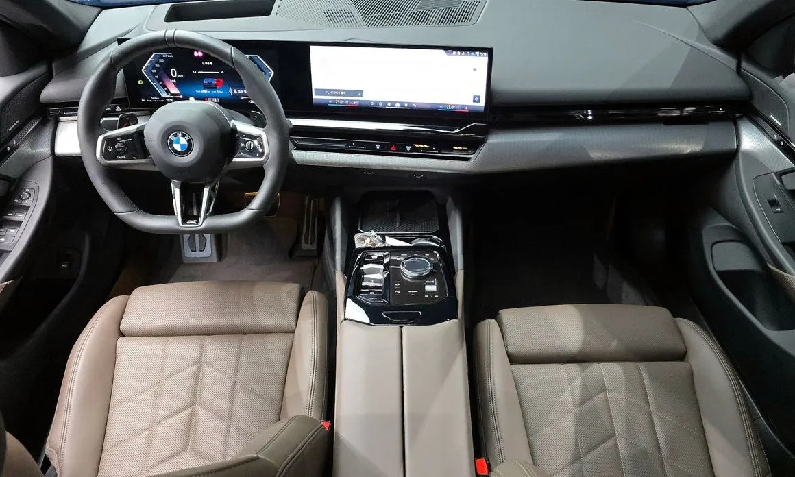 BMW 5-Series — фото 10