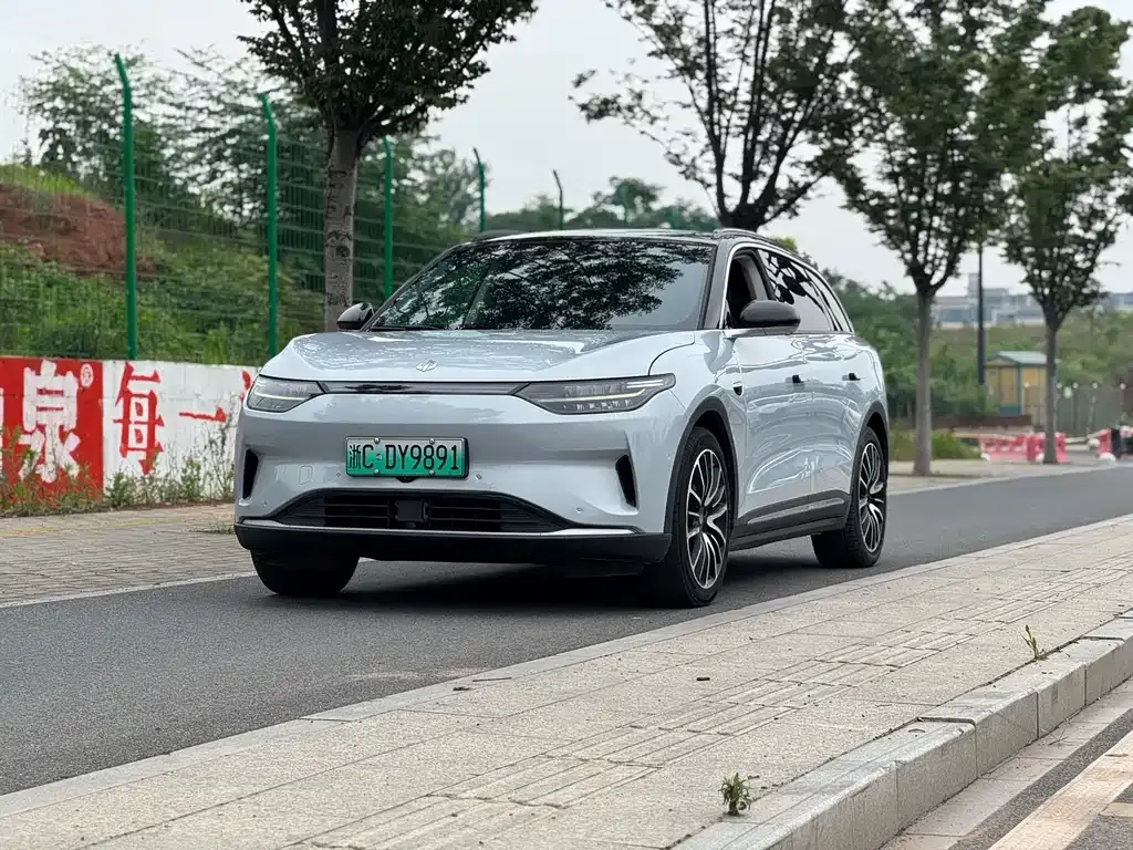 Leapmotor C11 — фото 1