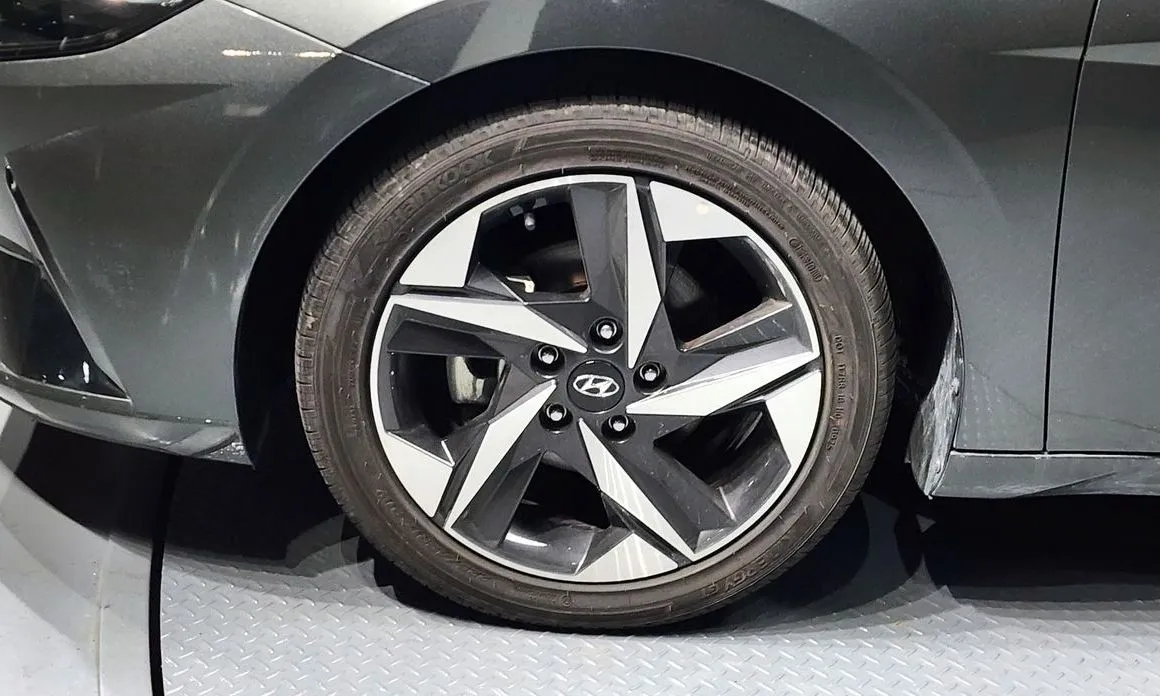 Hyundai AVANTE 2021 из KR, фото 9