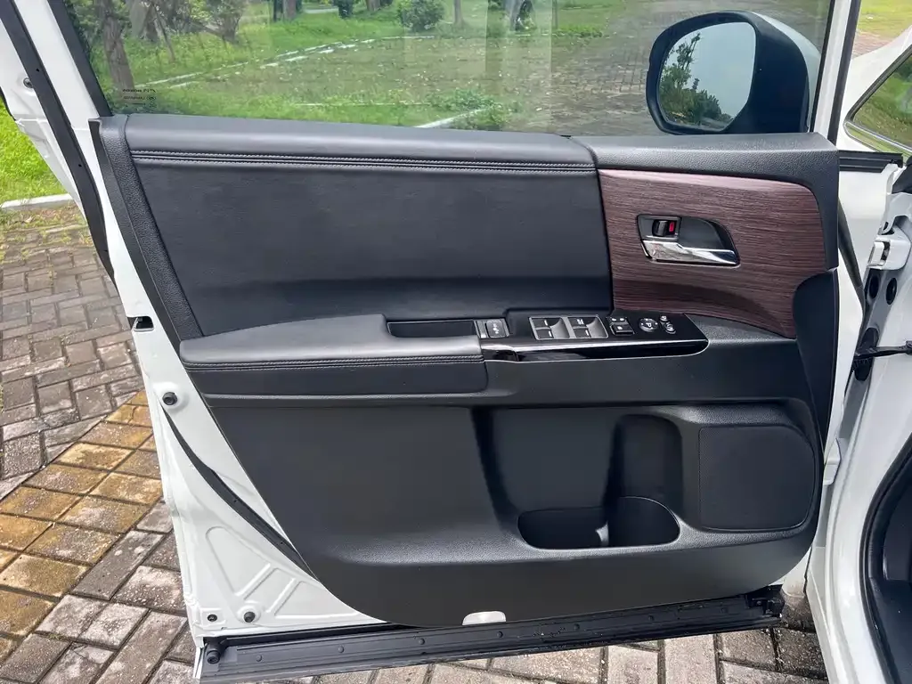Honda Odyssey 2023 из CN, фото 3