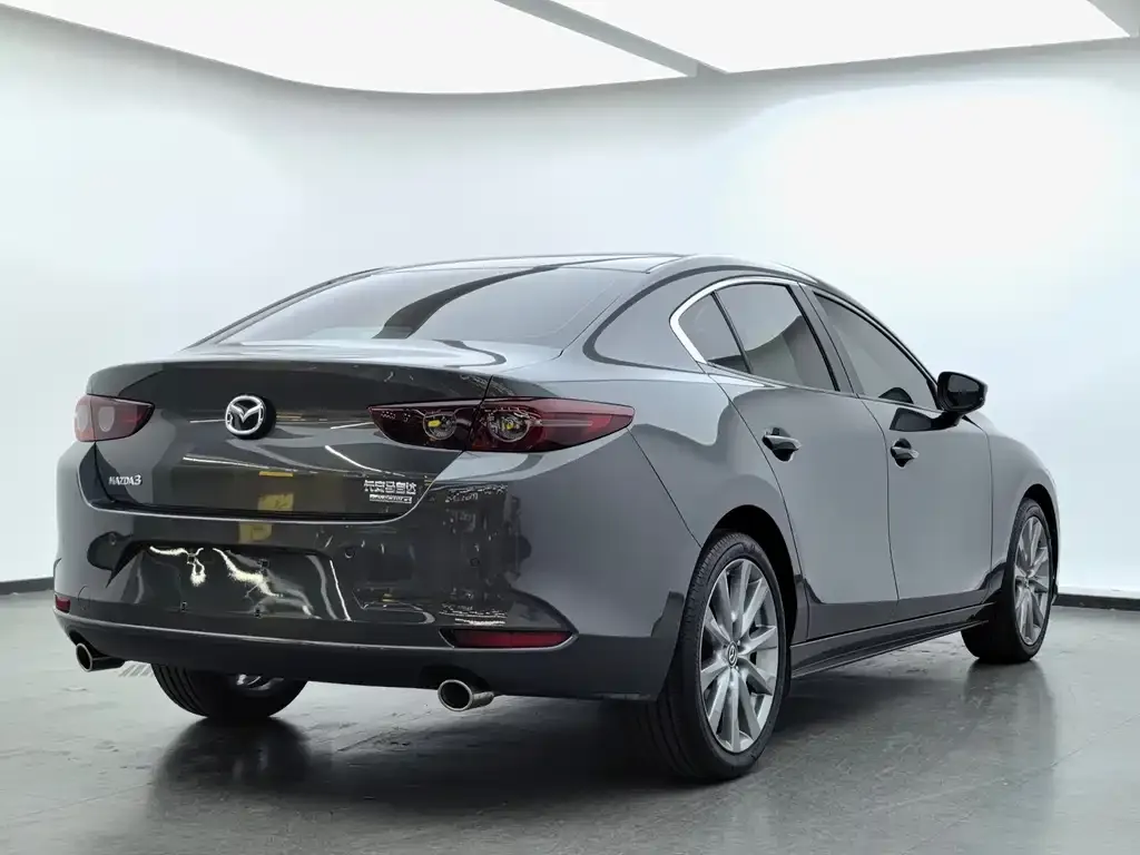 Mazda 3 Axela — фото 7