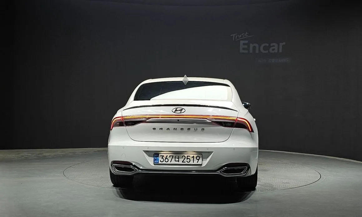 Hyundai Grandeur 2023 из KR, фото 5