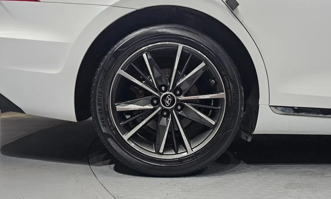 Hyundai Grandeur 2023 из KR, фото 7
