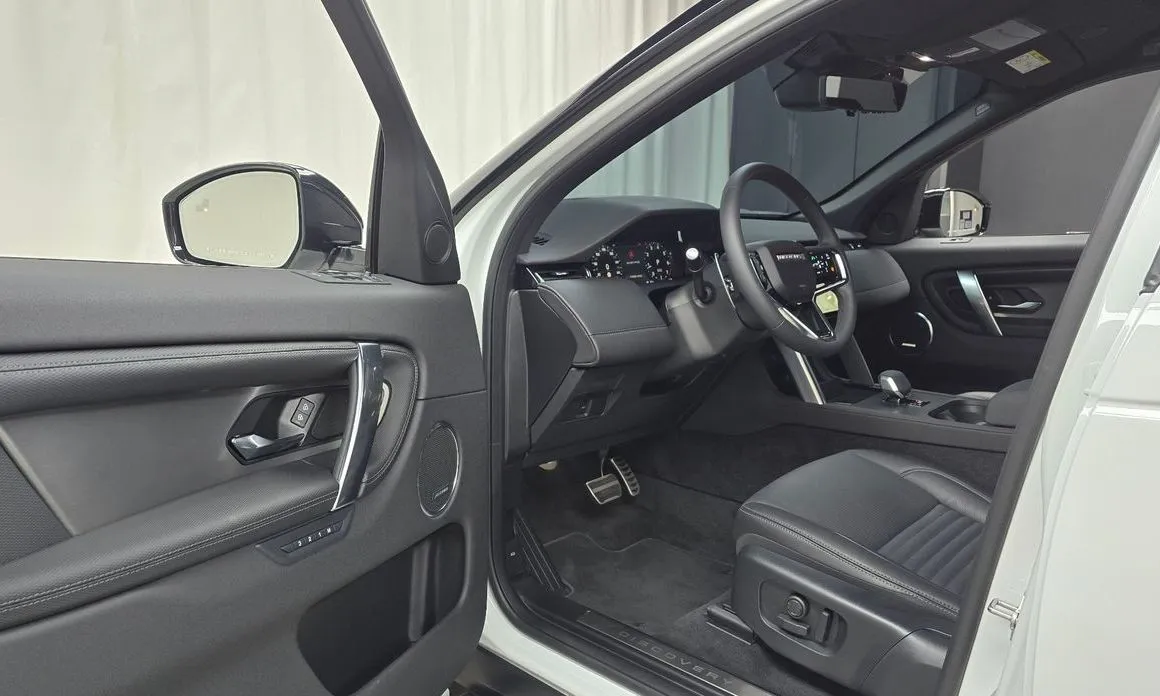 Land Rover Discovery Sport 2025 из KR, фото 2