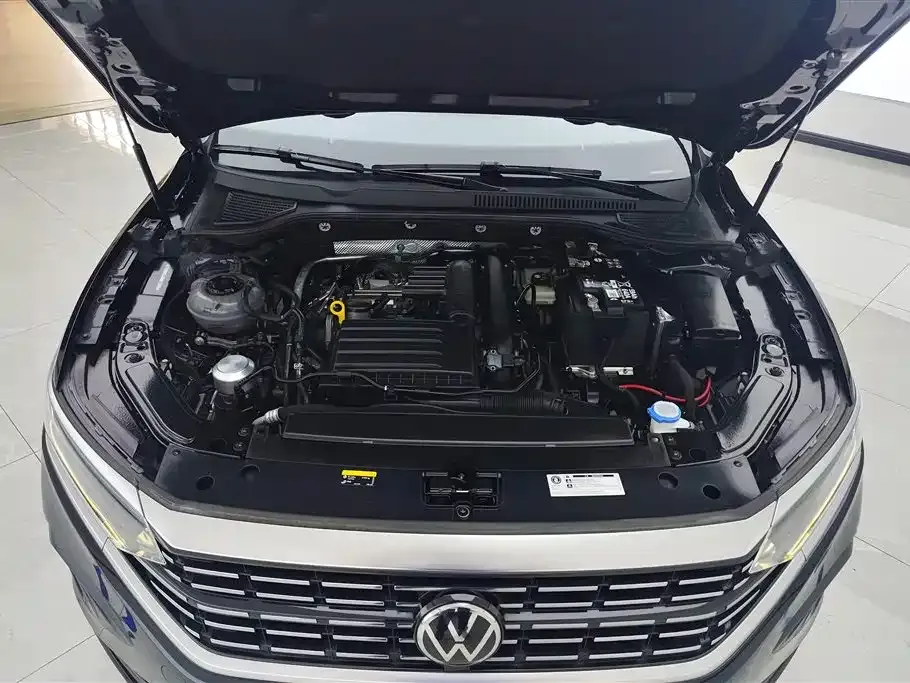 Volkswagen Passat — фото 4