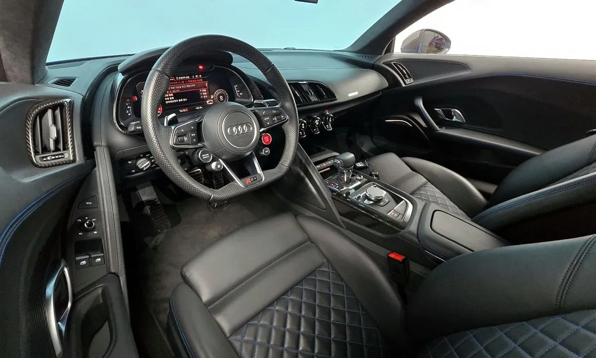 Audi R8 2022 из KR, фото 7