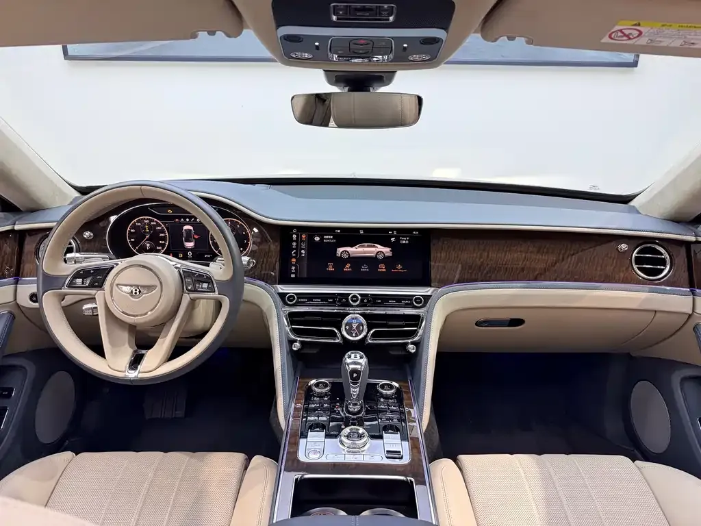 Bentley Flying Spur — фото 8