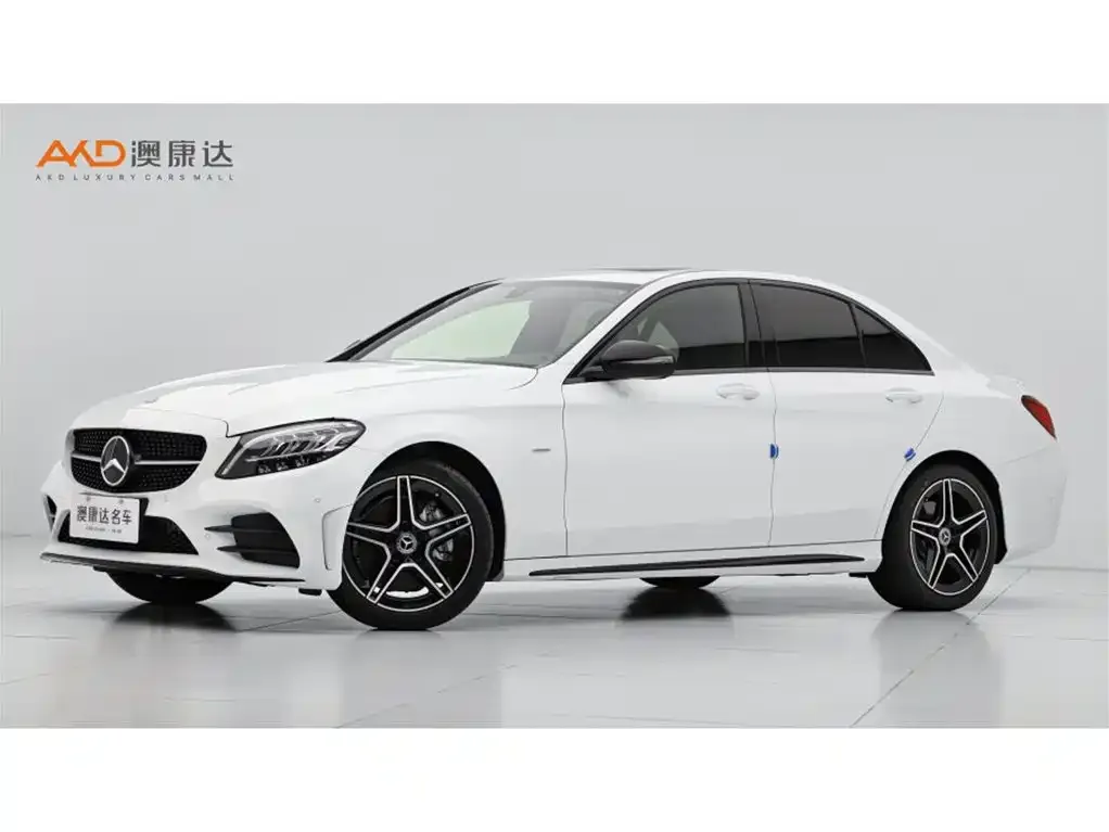 Mercedes-Benz C-Class — фото 1