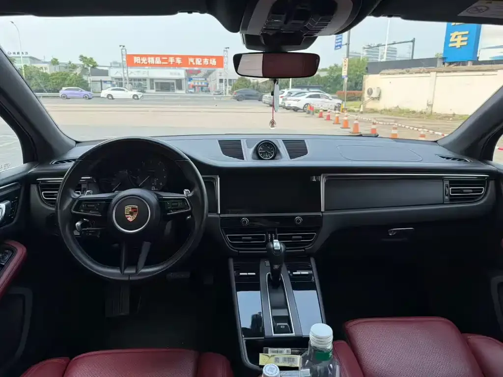 Porsche Macan 2023 из CN, фото 3