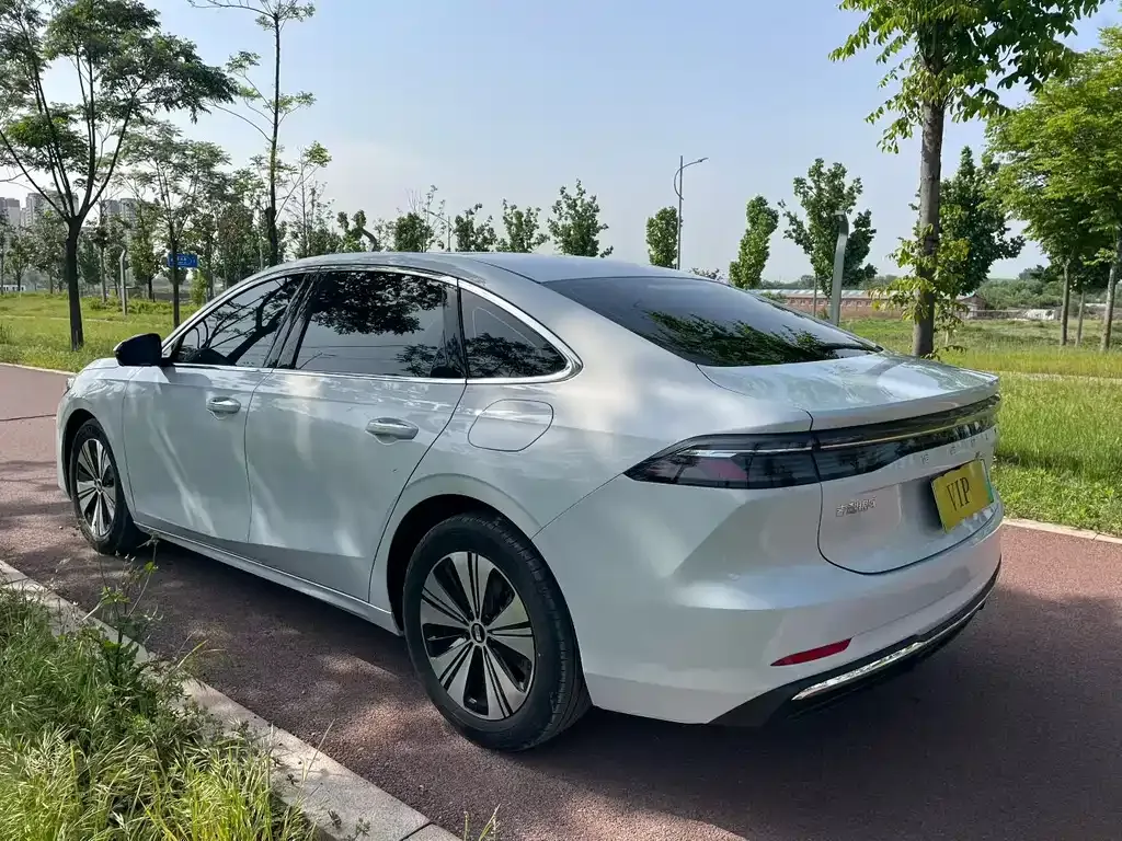 Geely 银河A7 EM 2025 из CN, фото 4