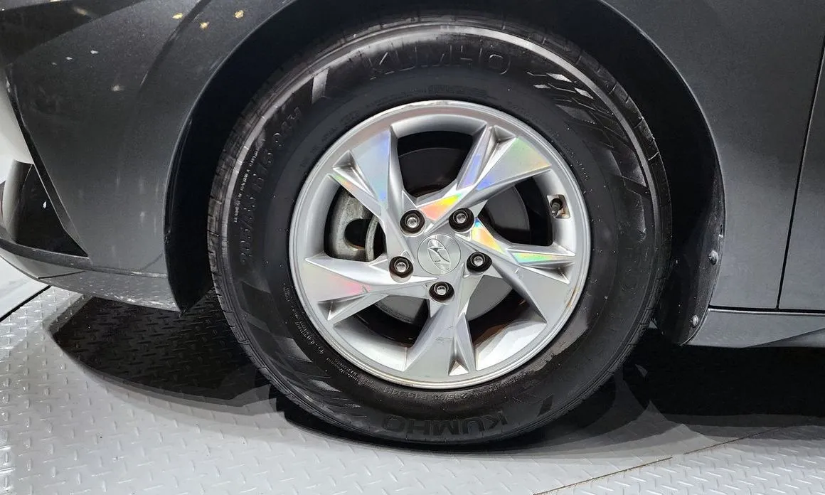 Hyundai AVANTE — фото 9