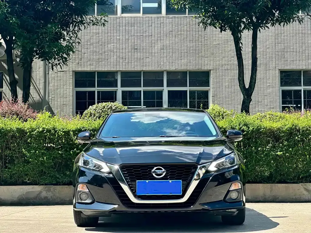Nissan Teana — фото 8