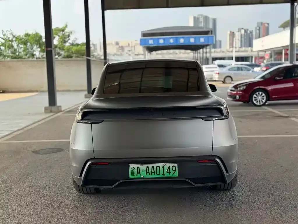 Tesla Model Y — фото 2