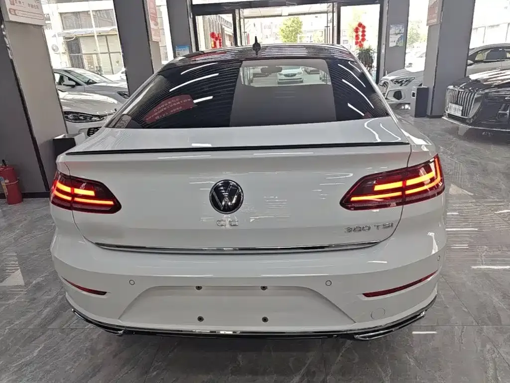 Volkswagen CC — фото 9