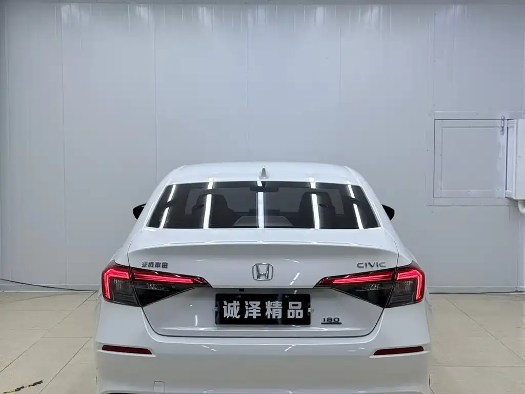Honda Civic 2022 из CN, фото 10