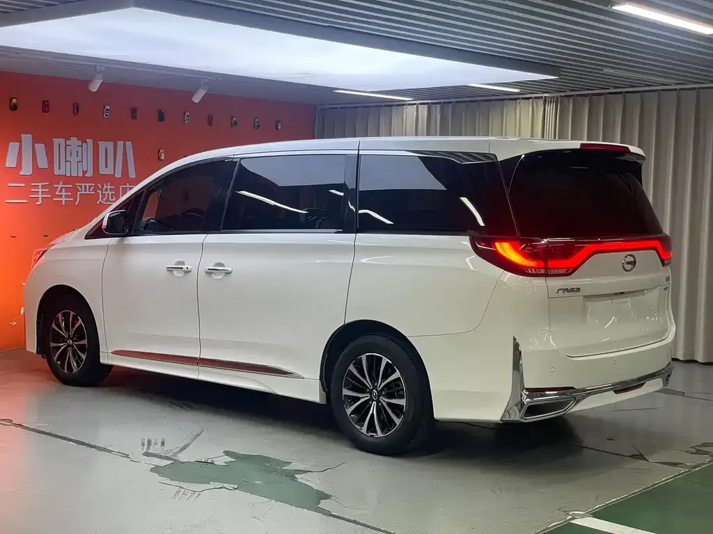GAC Motor Trumpchi M8 — фото 9