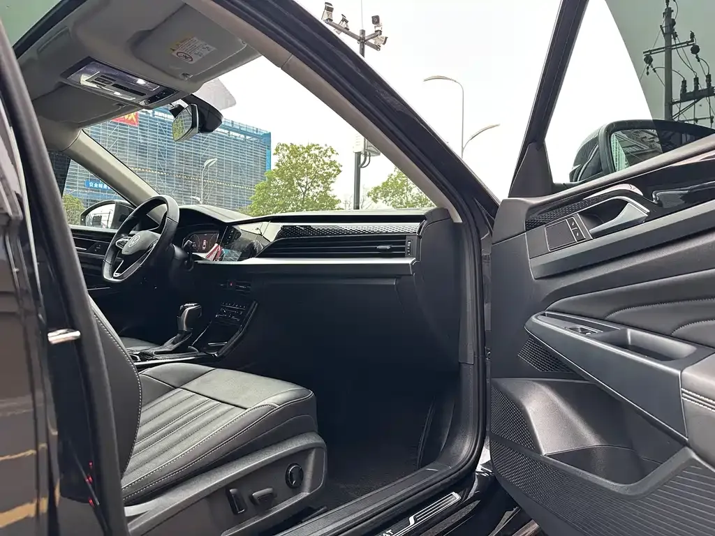 Volkswagen Passat — фото 2
