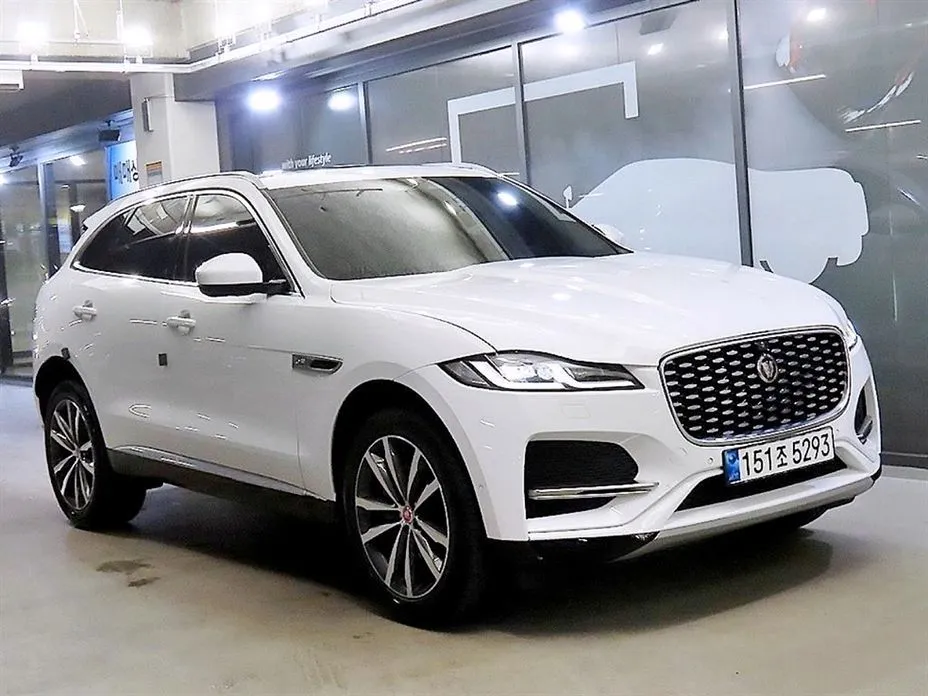 Jaguar F-PACE