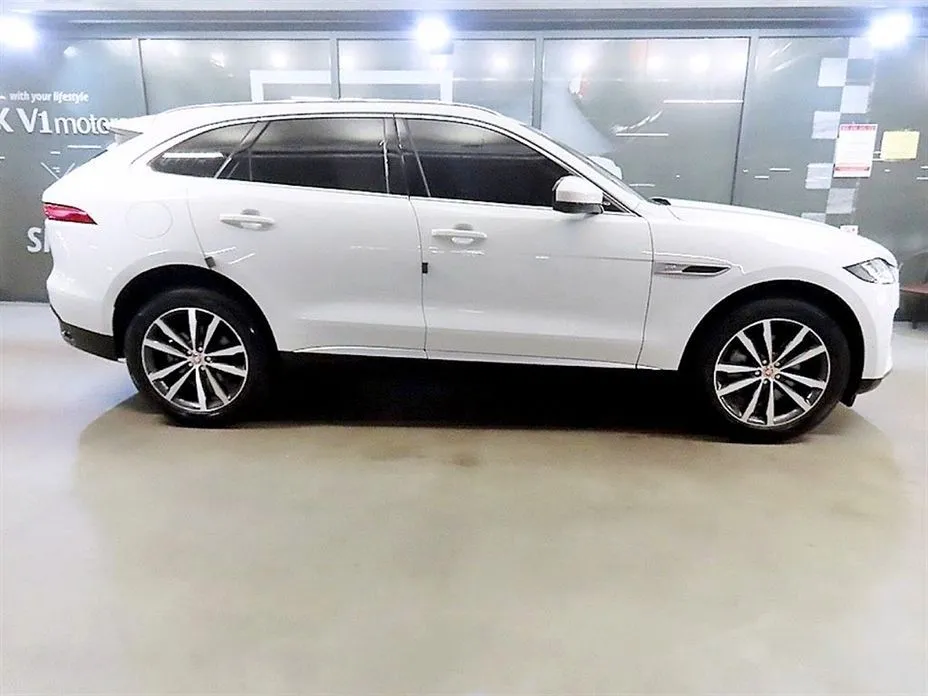 Jaguar F-PACE 2021 из KR, фото 3