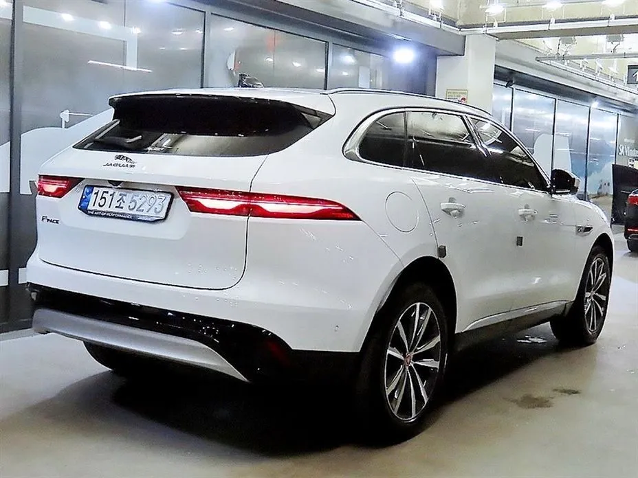 Jaguar F-PACE 2021 из KR, фото 10