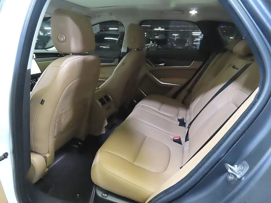 Jaguar F-PACE 2021 из KR, фото 9