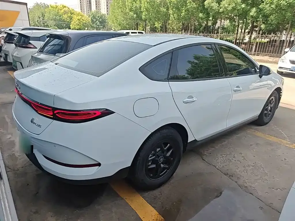 BYD Qin PLUS 2025 из CN, фото 3