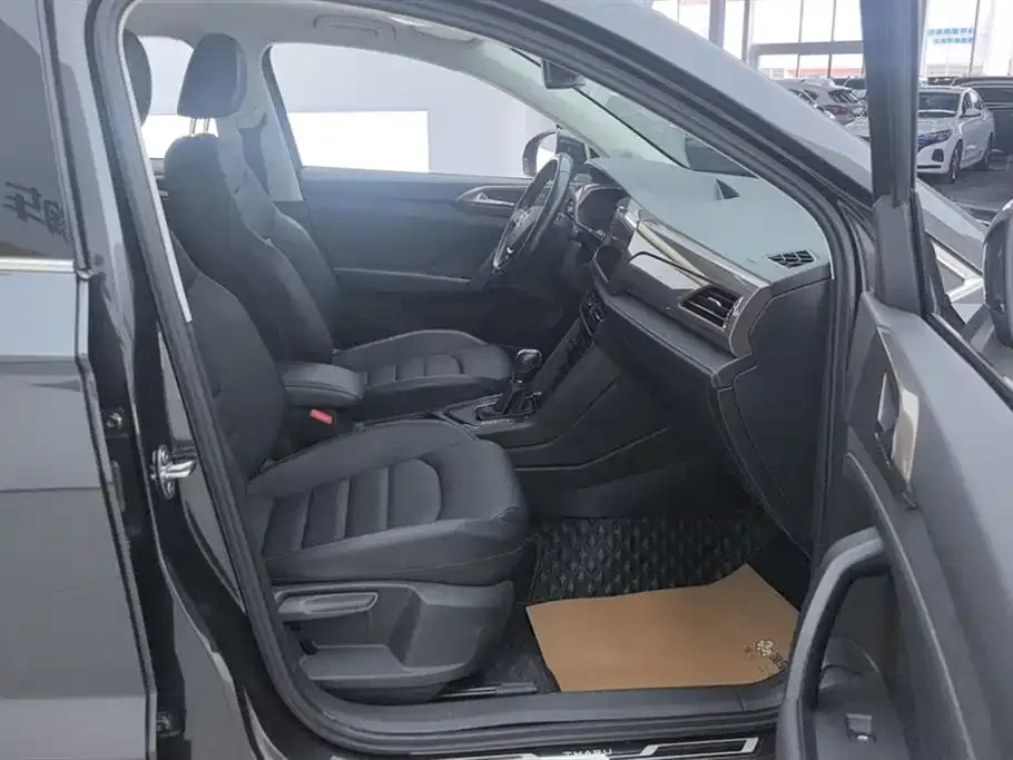 Volkswagen Tharu — фото 2