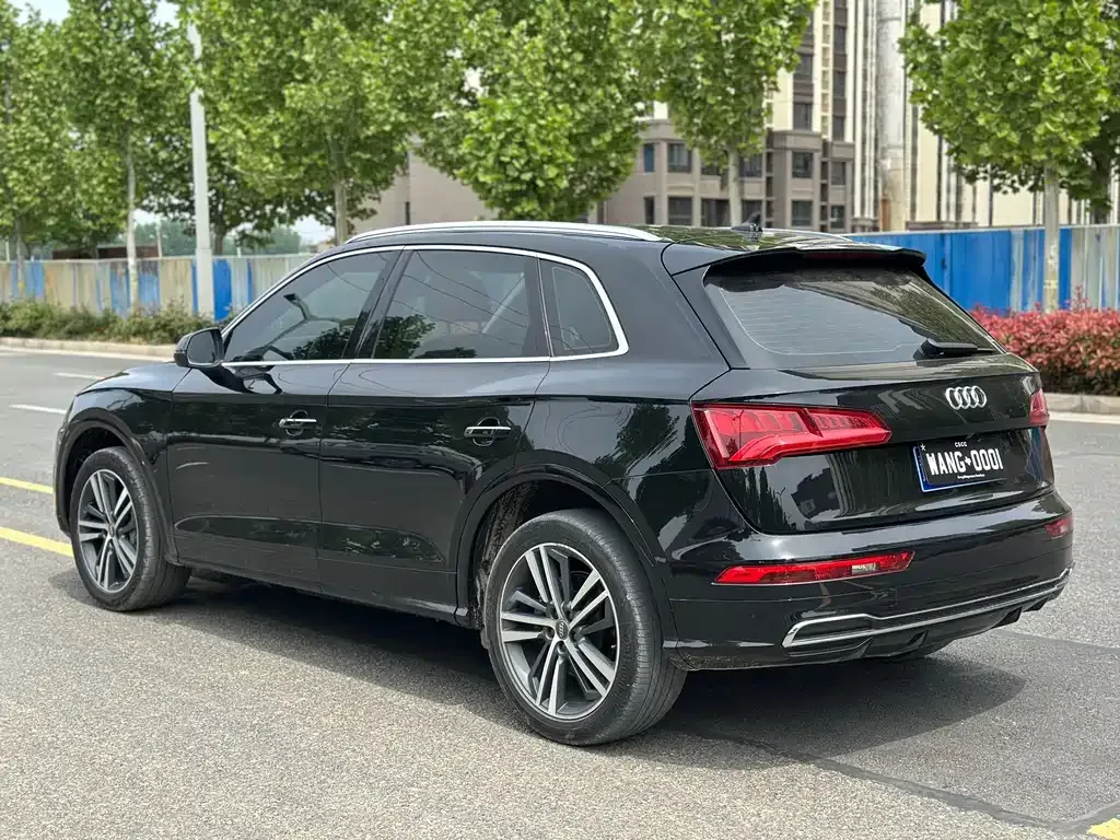 Audi Q5L 2021 из CN, фото 9