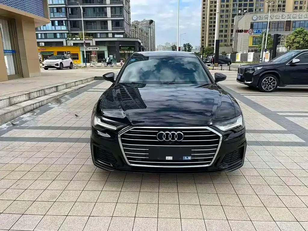 Audi A6L — фото 8