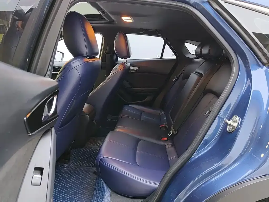 Mazda CX-4 2022 из CN, фото 5