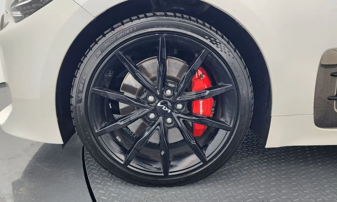 Kia Stinger 2023 из KR, фото 8