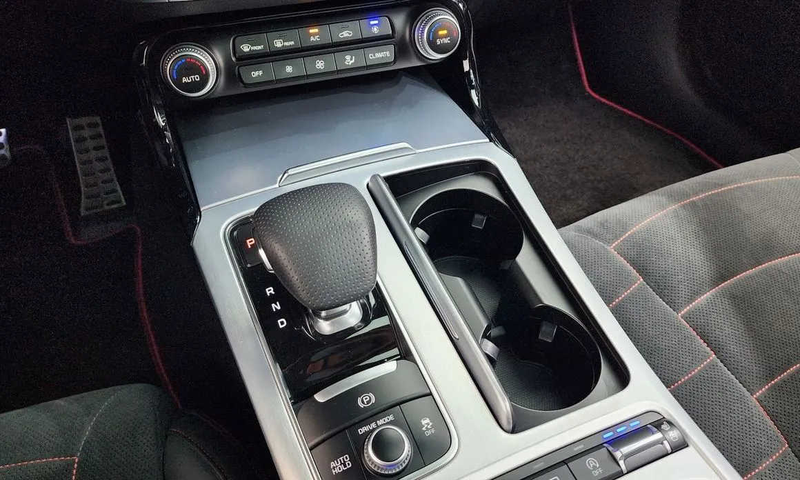 Kia Stinger 2023 из KR, фото 10